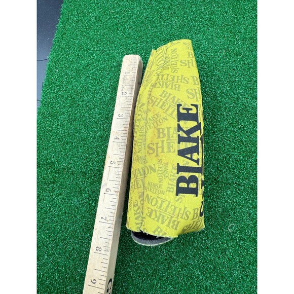 Blake Shelton Can & Bottle Koozie Wrap Holder Insulated Yellow - Picture 5 of 6